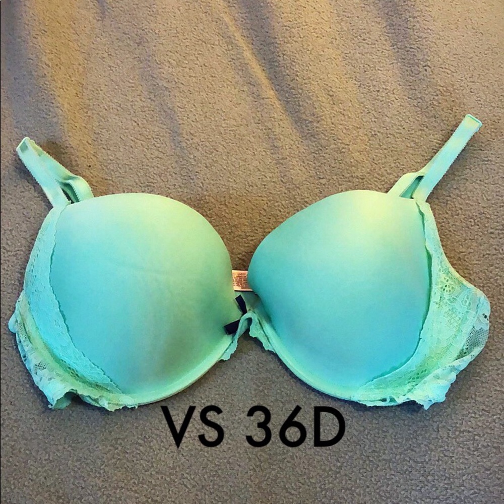 VS 36D Dream Angels Push-Up Bra